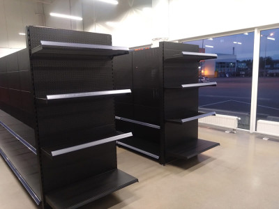 Automaailm autovaruosadu butik i Rakvere, Estland